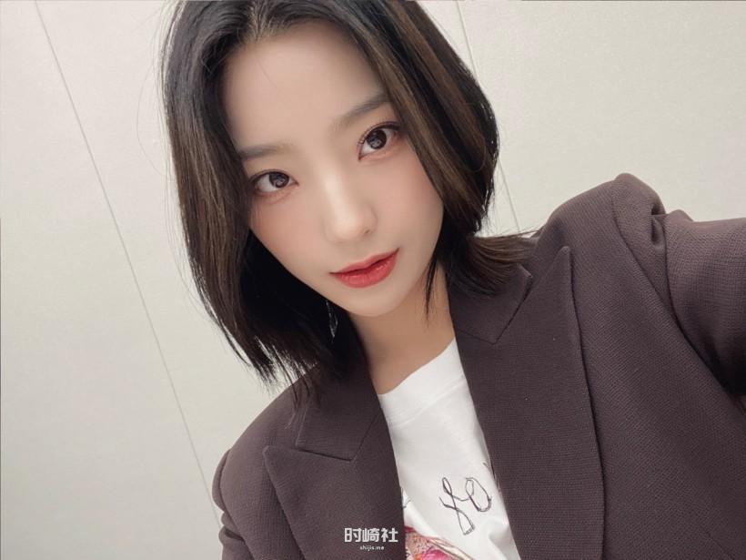 Lee Sae Rom李赛纶隶属哪个女团成员？为何说她像行走的画报散发魅力？