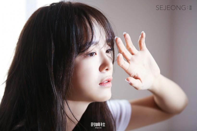 Se-Jeong Kim金世正隶属哪个女团成员？她散发怎样少女偶像特有魅力？